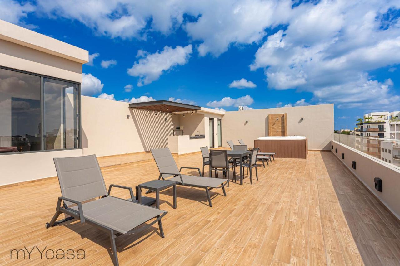 Amazing Apt. W/ Pool & Jacuzzi In * Playa del Carmen